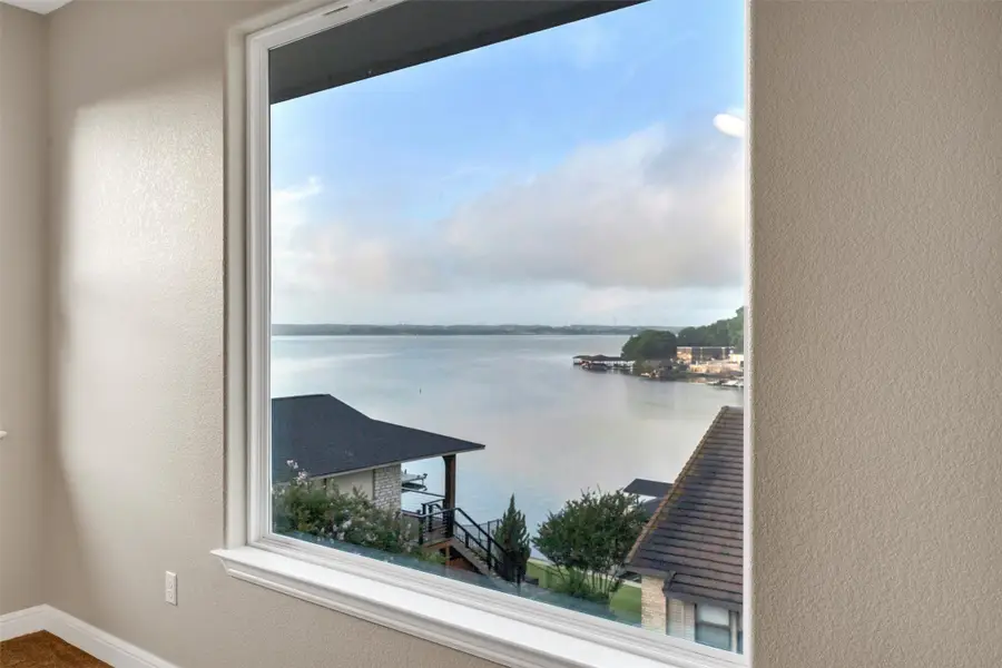 5126 Country Club Drive, Granbury, TX 76049 - Image #2