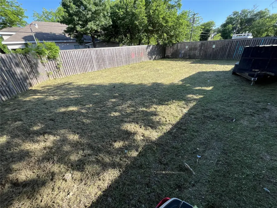 115 S Saint Mary Avenue, Dallas, TX 75214 - Image #3