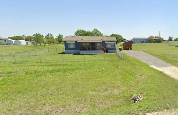 8539 Longhorn Drive, Justin, TX 76247