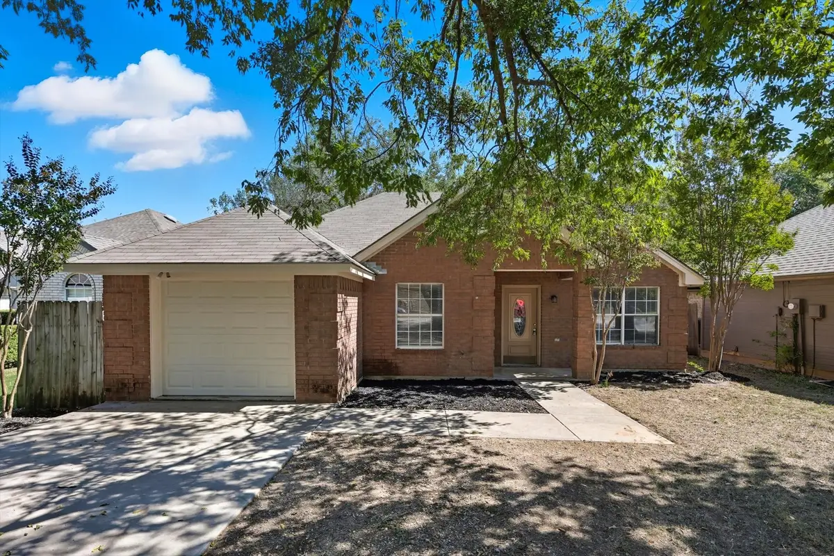518 Leuty Street, Justin, TX 76247 - Image #1