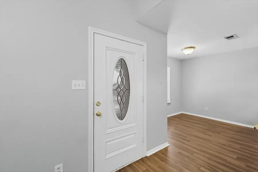 518 Leuty Street, Justin, TX 76247 - Image #3