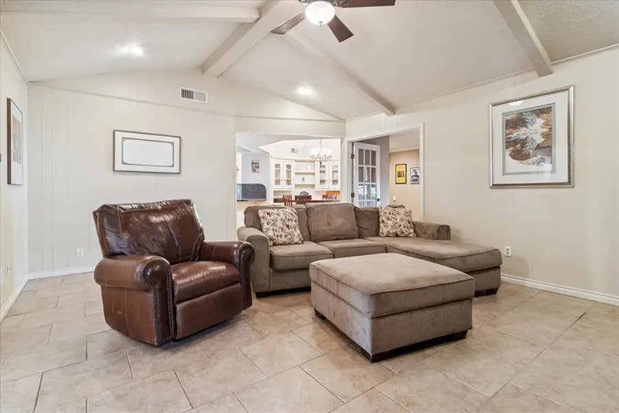 4005 Kerr Circle, Farmers Branch, TX 75244 - Image #3