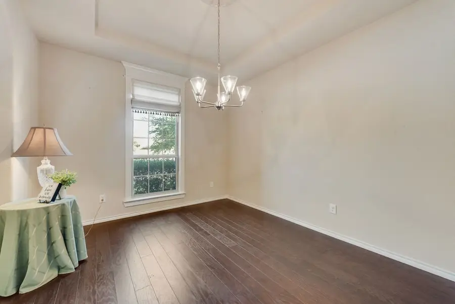 13 Mapleridge Drive, Edgecliff Village, TX 76134 - Image #2