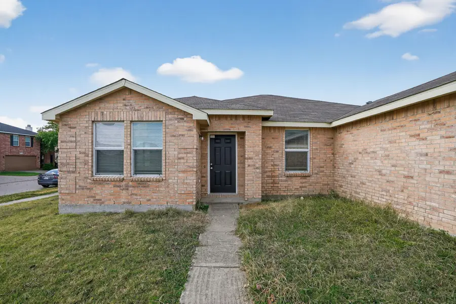 9236 Cheswick Drive, Fort Worth, TX 76123 - Image #2