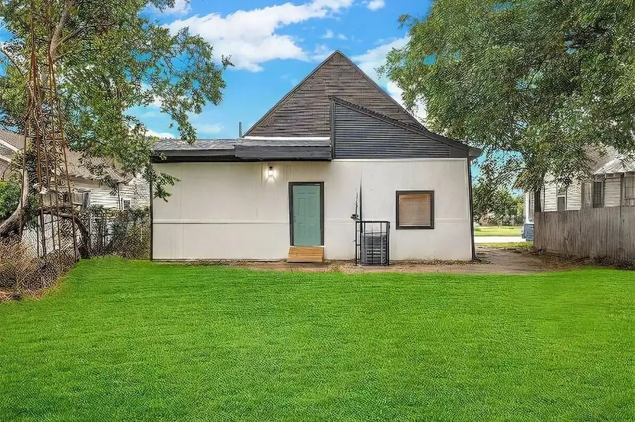 809 Mlk Boulevard, Corsicana, TX 75110 - Image #2