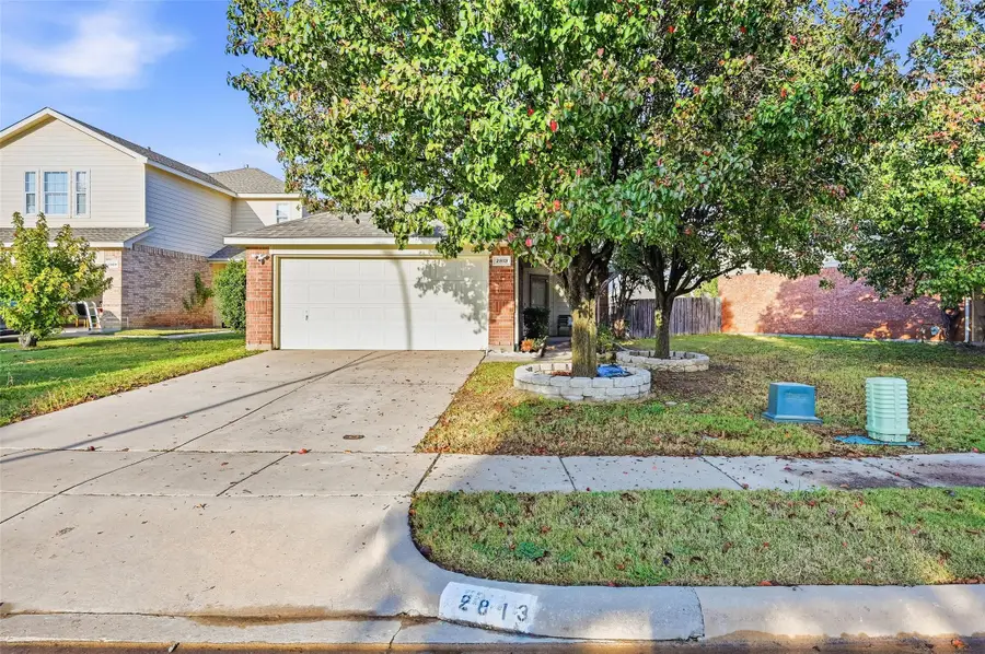 2813 Coyote Ridge Drive, Fort Worth, TX 76244 - Image #2