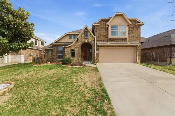 1310 Hearthstone Drive, Burleson, TX 76028