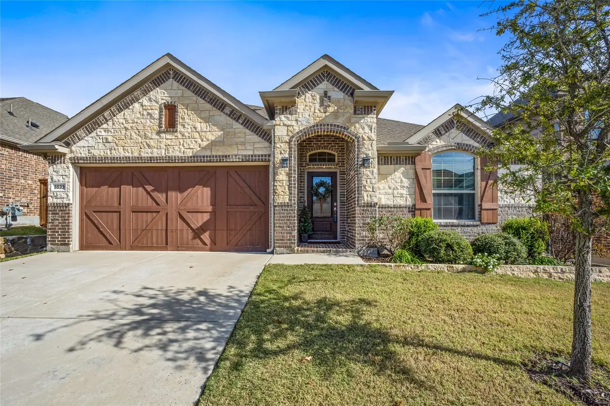 5533 Annie Creek Road, Fort Worth, TX 76126 - Image #1