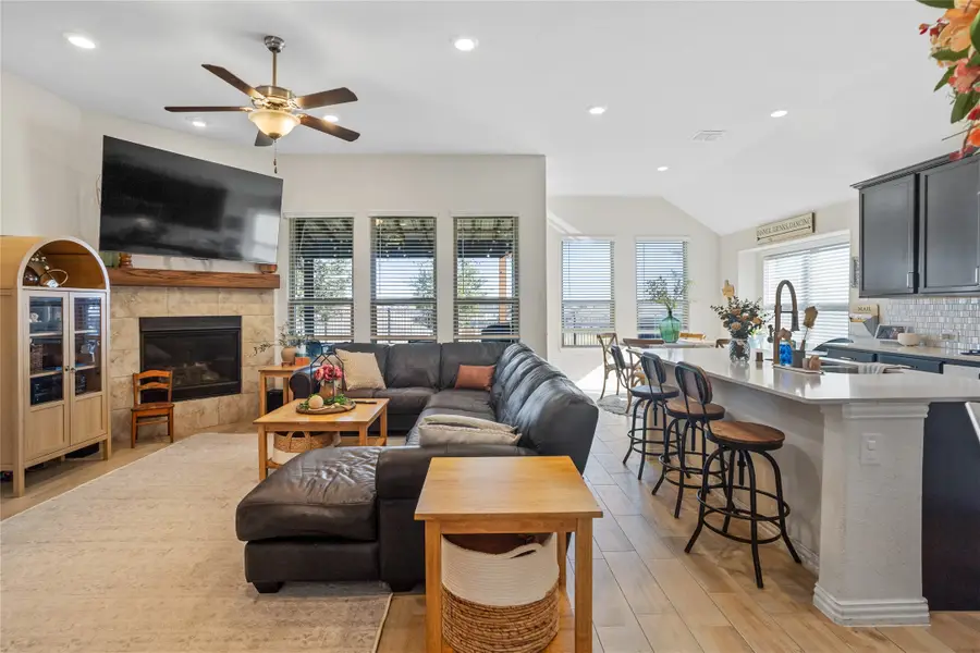 5533 Annie Creek Road, Fort Worth, TX 76126 - Image #2