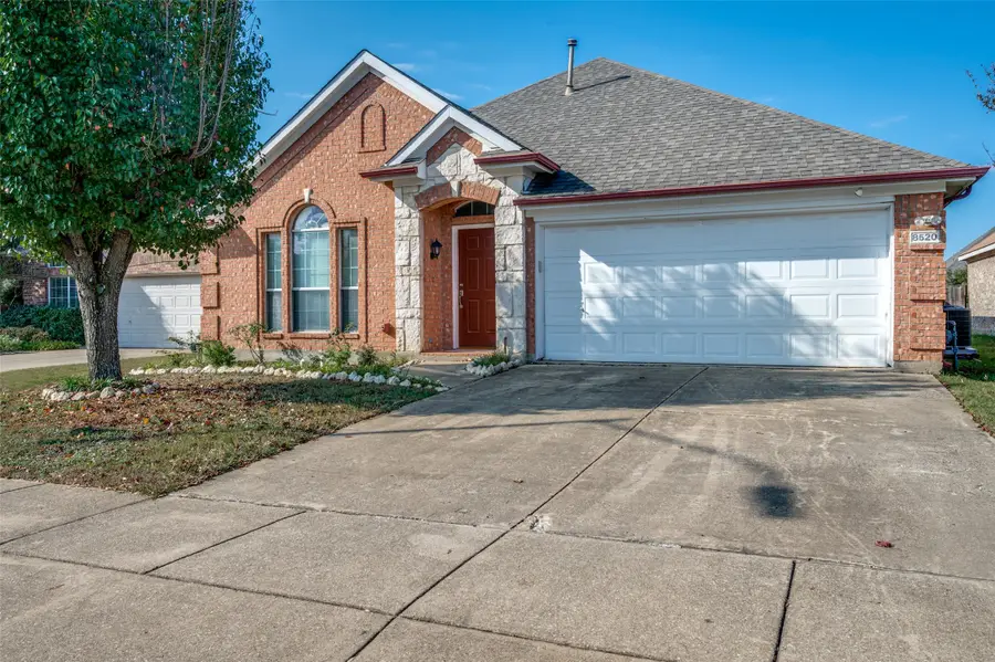 8520 Rock Creek Drive, Fort Worth, TX 76123 - Image #2