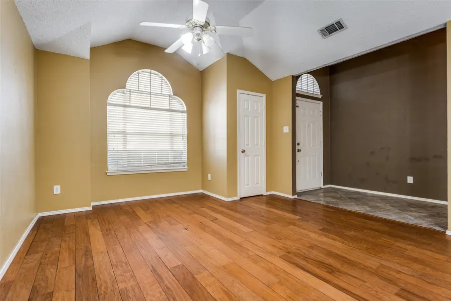 1526 Cross Courts Drive, Garland, TX 75040 - Image #2