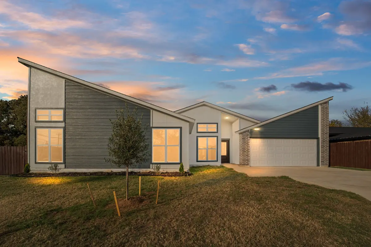 11915 Carson, Balch Springs, TX 75180 - Image #1