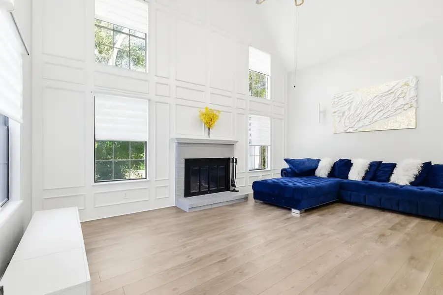 4020 Windhaven Lane, Dallas, TX 75287 - Image #2