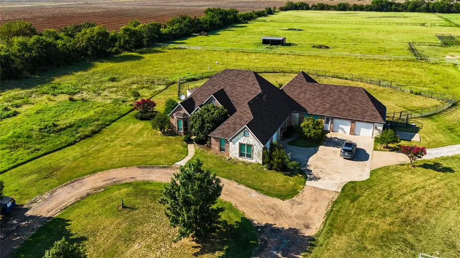 2300 Berend Road, Pilot Point, TX 76258 - Image #3