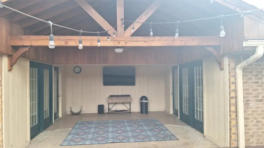 2813 Woodpath Lane, Bedford, TX 76021 - Image #3