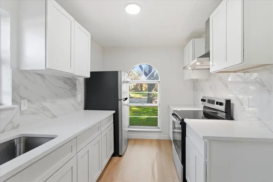 4333 Thicket Drive, Garland, TX 75043 - Image #3