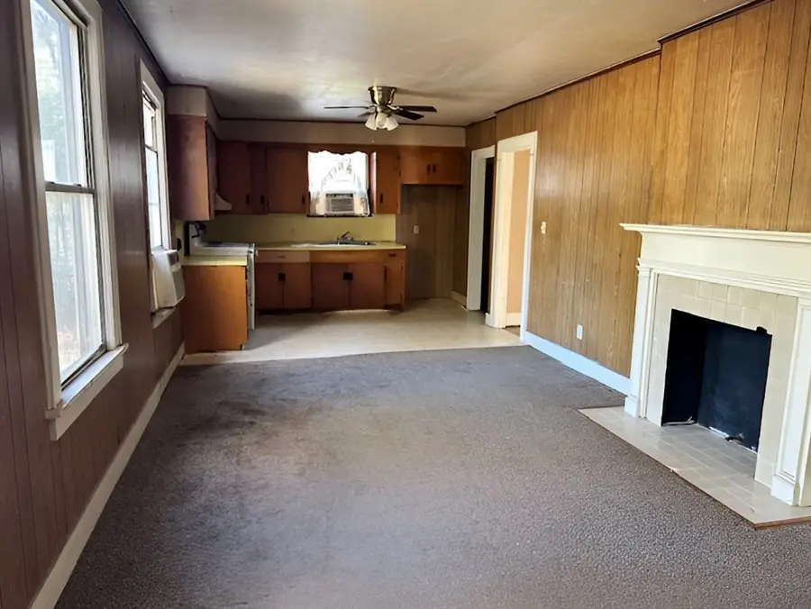 647 Kirby Place, Shreveport, LA 71104 - Image #2