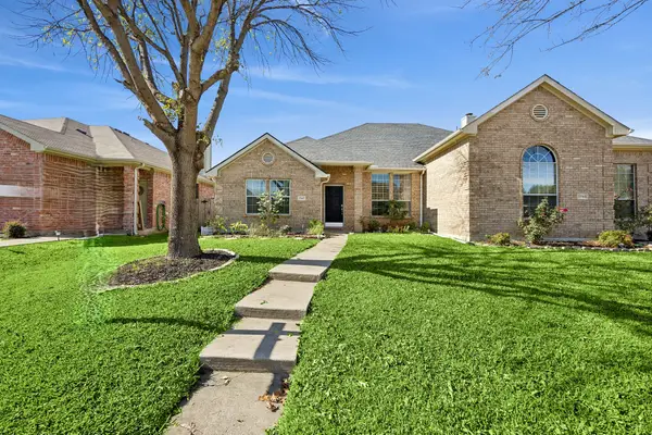1747 Preston On The Lake Boulevard, Little Elm, TX 75068