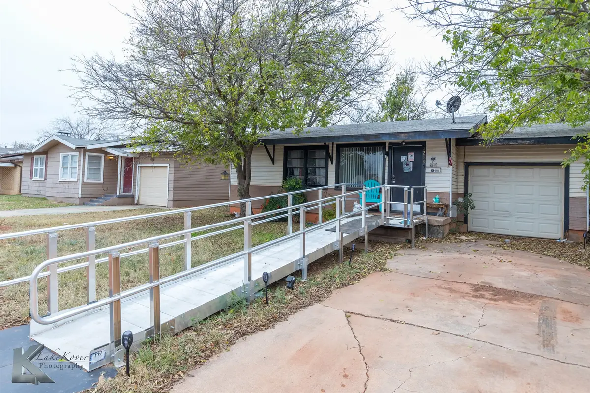1258 S San Jose Drive, Abilene, TX 79605 - Image #1