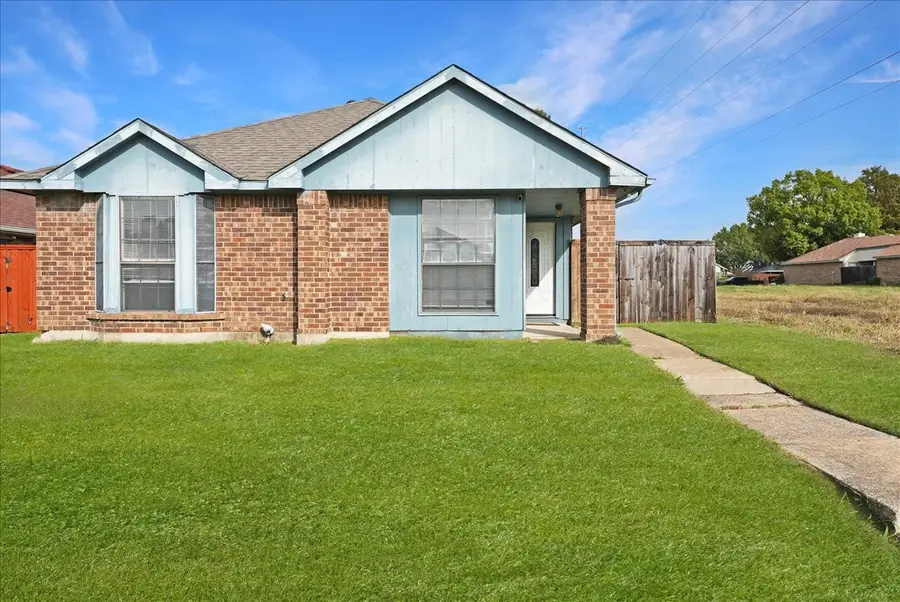 1633 Wheatfield Drive, Mesquite, TX 75149 - Image #3