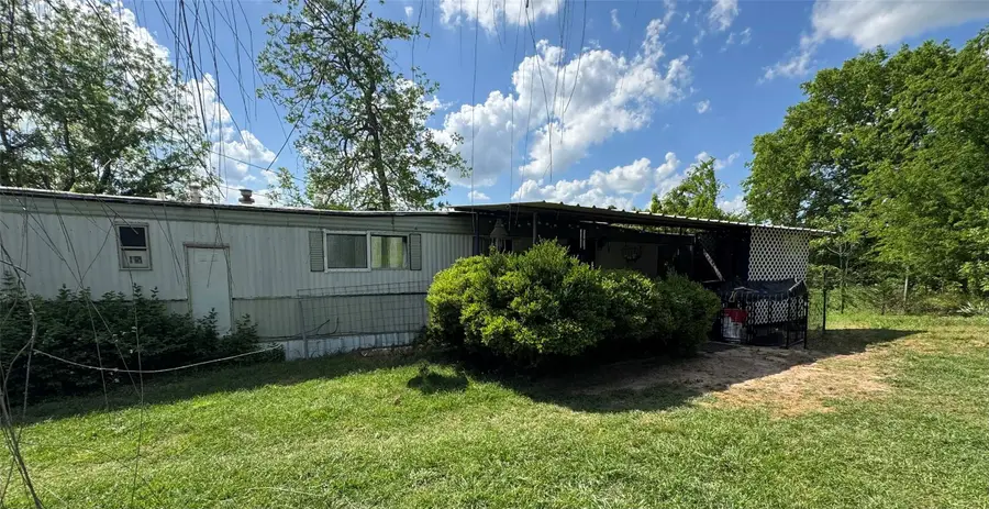 1103 Long Street, Gladewater, TX 75647 - Image #2