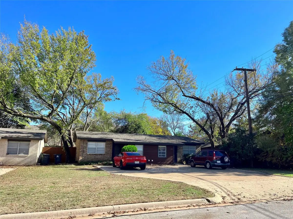 317 Elliott Street, Arlington, TX 76013 - Image #1