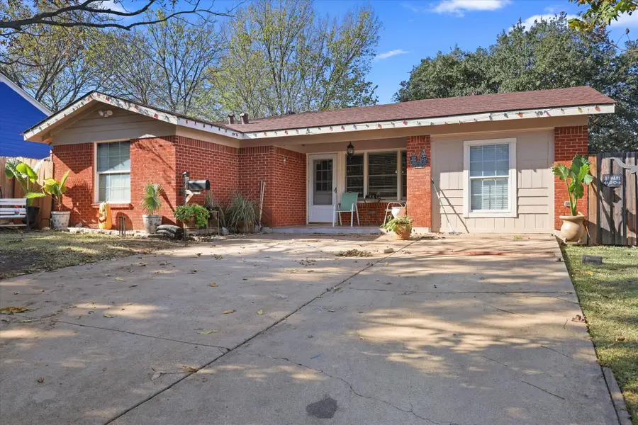 3404 Livingston Avenue, Fort Worth, TX 76110 - Image #2