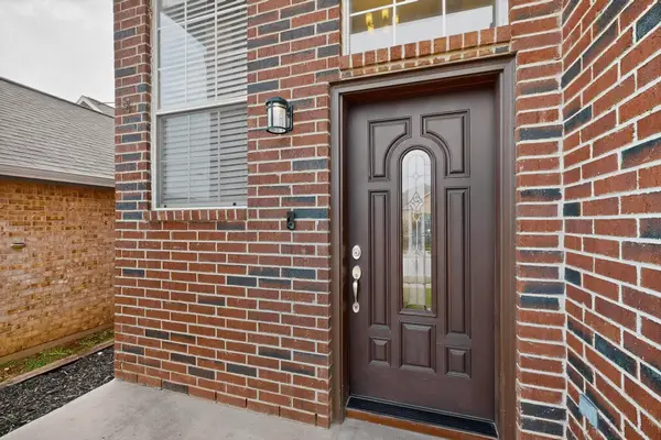 4900 Lodgepole Lane, Fort Worth, TX 76137