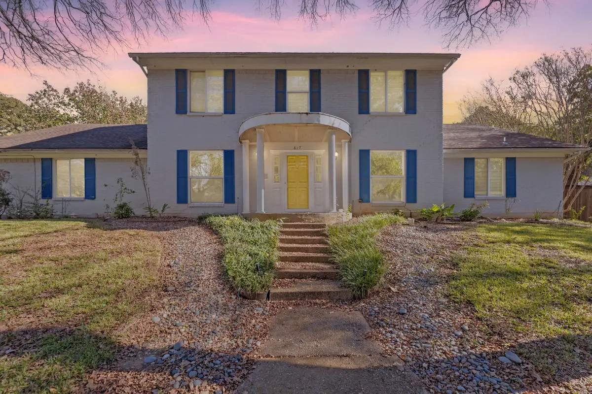 817 Sylvan Drive, Fort Worth, TX 76120 - Image #1
