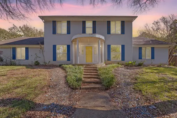 817 Sylvan Drive, Fort Worth, TX 76120