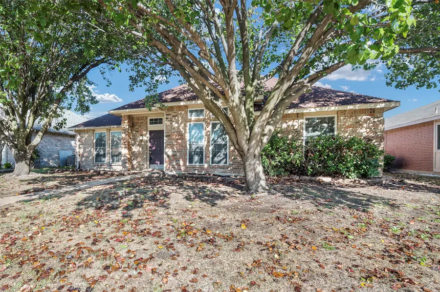 5849 Baker Drive, The Colony, TX 75056 - Image #2