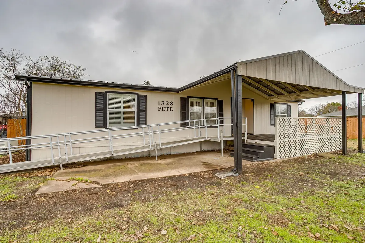 1328 Pete Drive, Willow Park, TX 76008 - Image #1