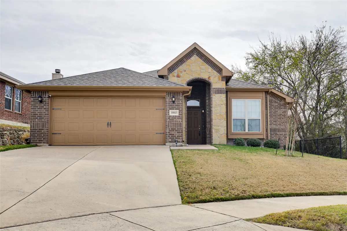 10813 Valor Trail, Fort Worth, TX 76108 - Image #1