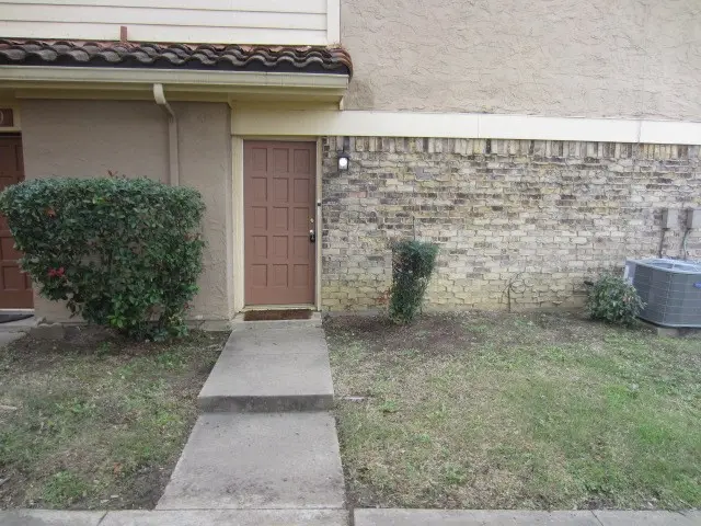 4262 Madera Road, Irving, TX 75038 - Image #1
