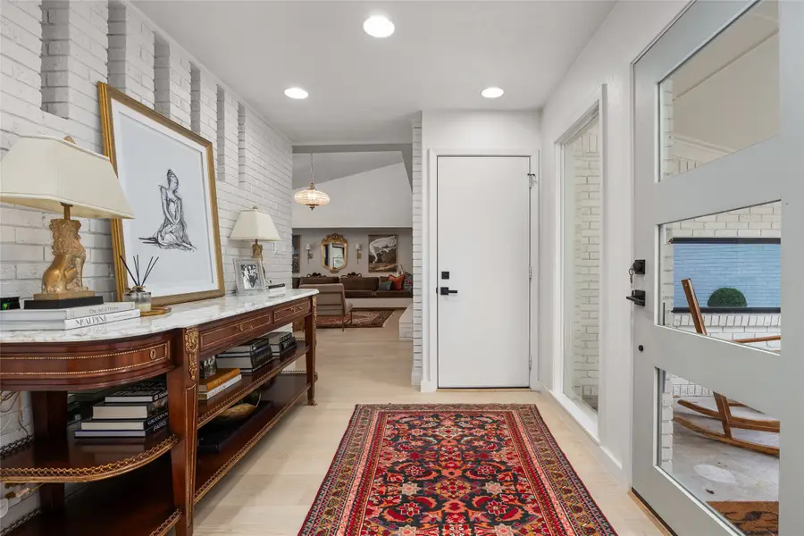 3821 Harlanwood Drive, Fort Worth, TX 76109 - Image #2