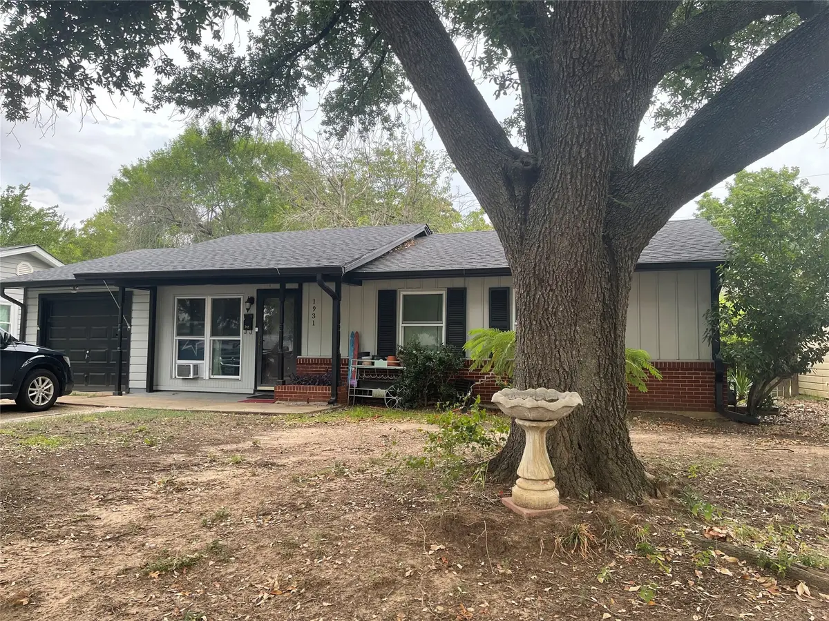 1931 Dennis Street, Irving, TX 75062 - Image #1