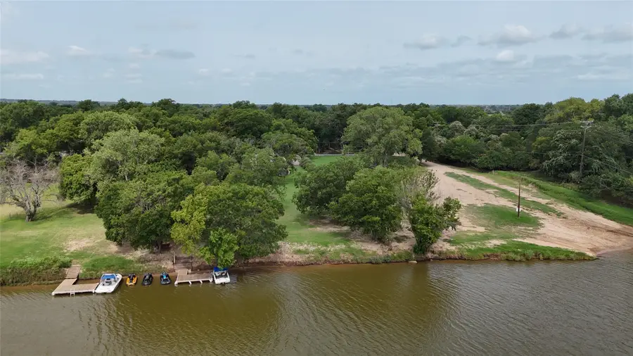 218 Kickapoo Trail, Weatherford, TX 76087 - Image #2