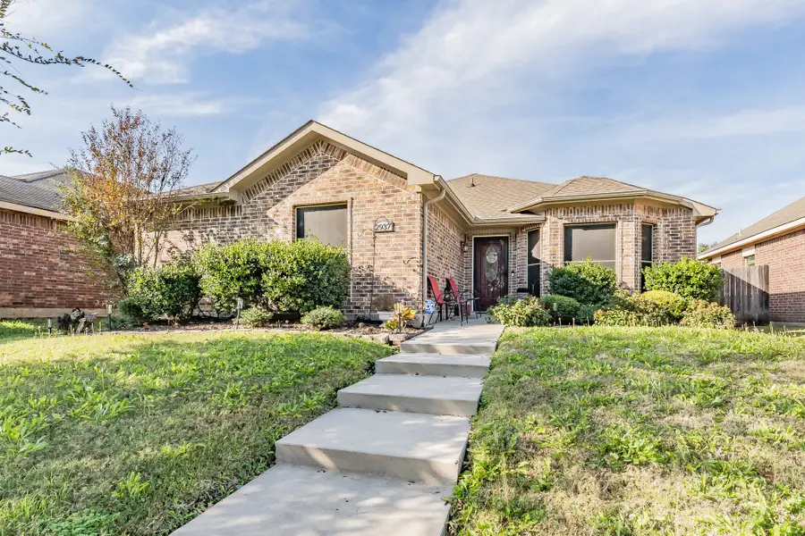 2937 Mayfair Lane, Lancaster, TX 75134 - Image #2