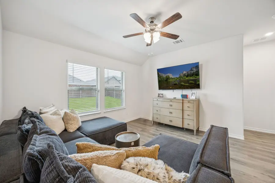 645 Blissful Bend, Lavon, TX 75166 - Image #2