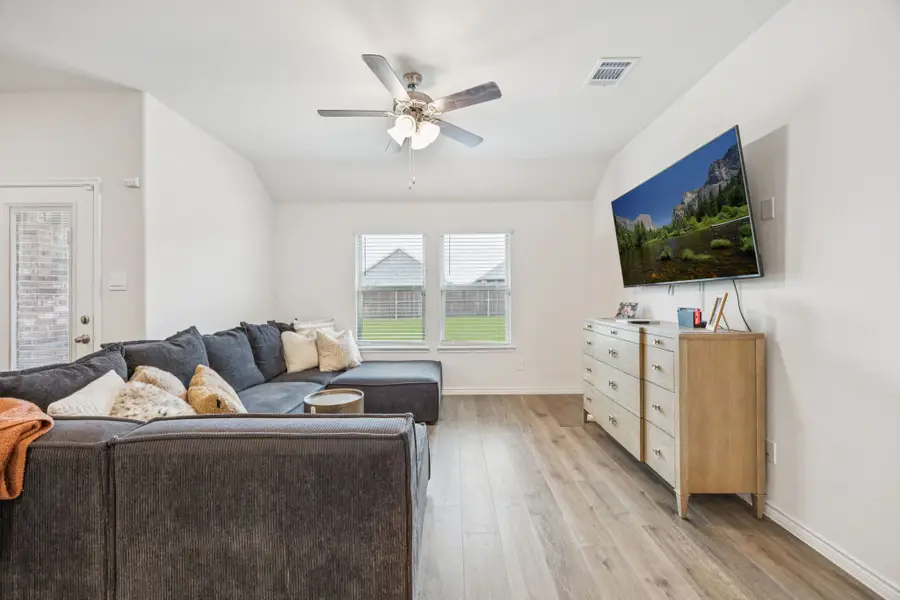 645 Blissful Bend, Lavon, TX 75166 - Image #3