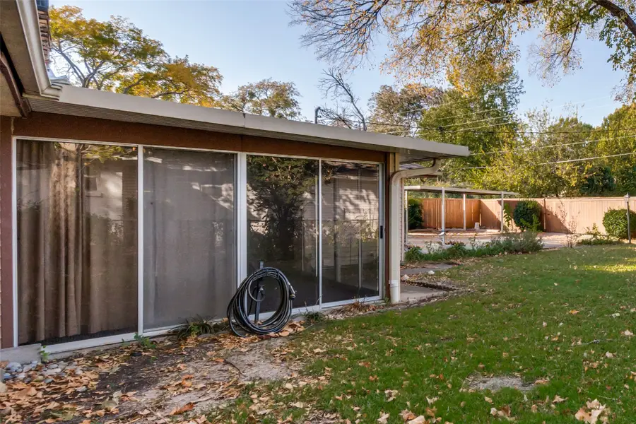 2977 Selma Lane, Farmers Branch, TX 75234 - Image #3