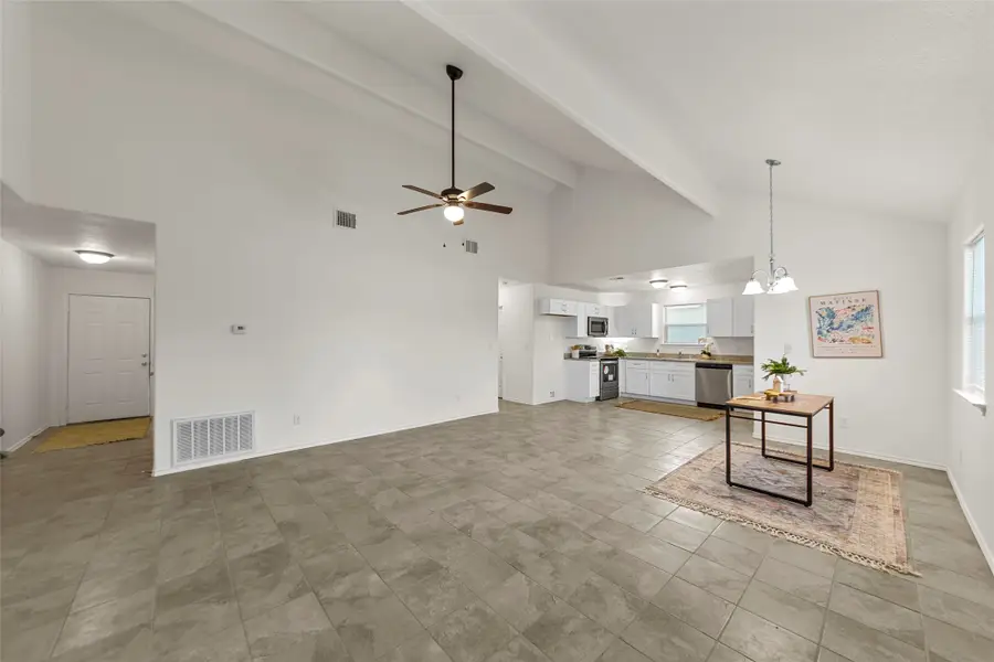 413 Whitney Court, Rio Vista, TX 76093 - Image #2