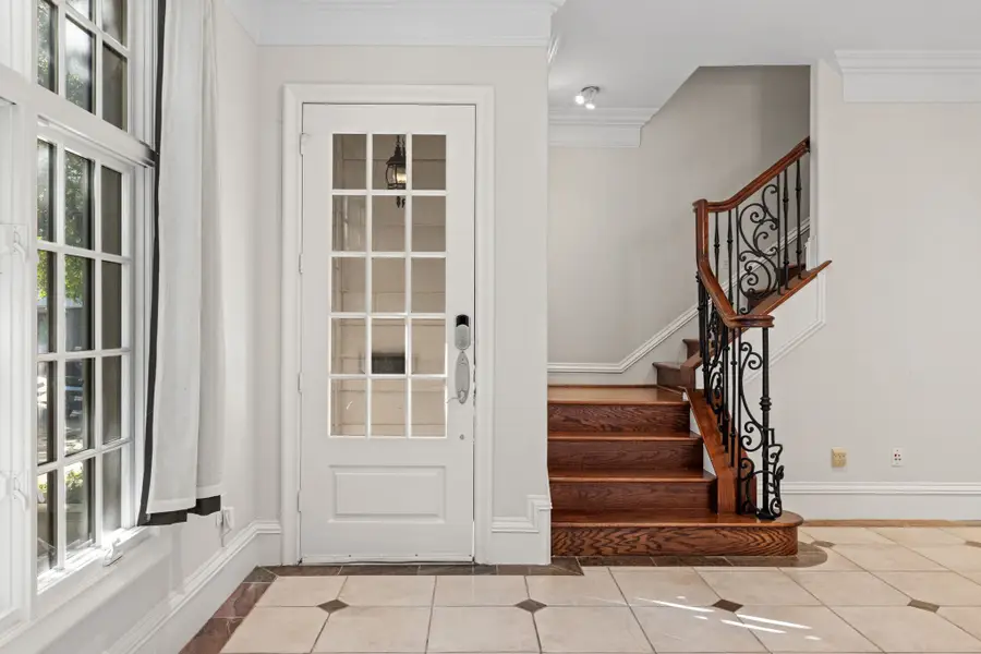 2214 Worthington Street, Dallas, TX 75204 - Image #3