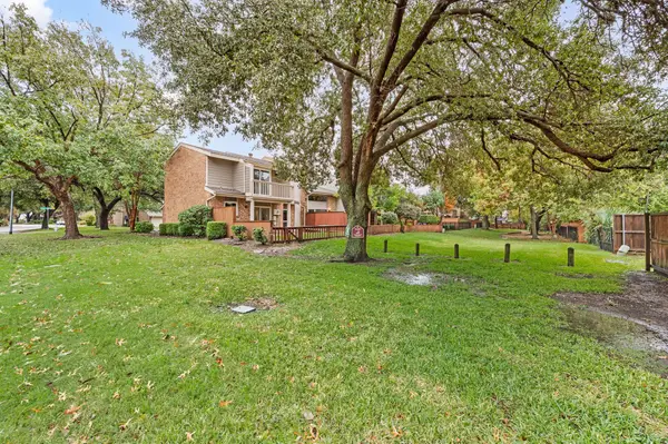 2900 Shady Lake Circle, Carrollton, TX 75006