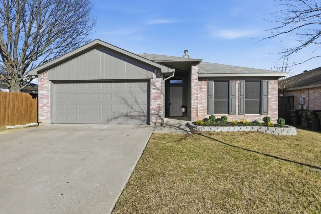 8132 Broken Arrow Road, Fort Worth, TX 76137 - #1