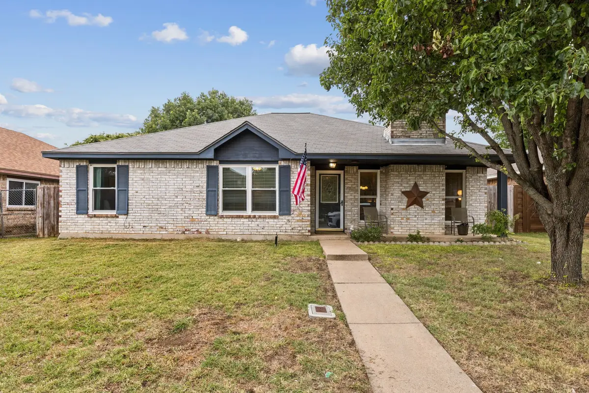1019 Wayne Avenue, Duncanville, TX 75137 - Image #1