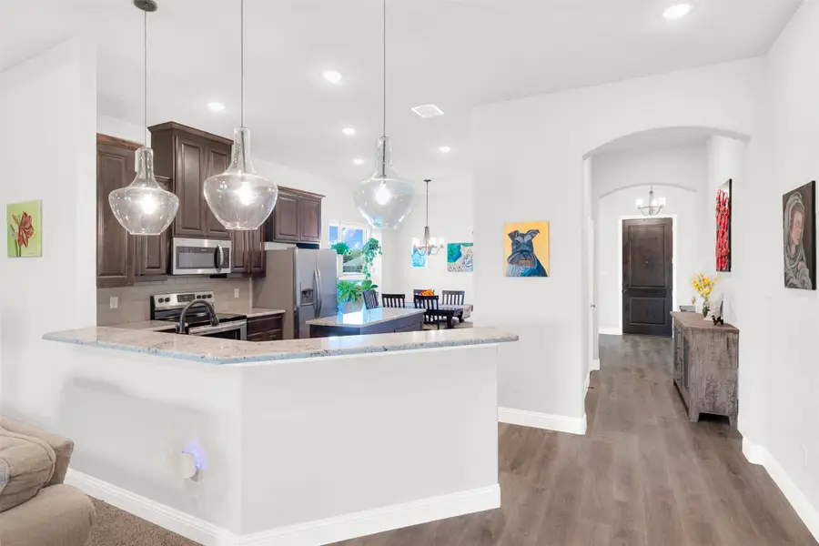 2112 Hill Crest Court, Weatherford, TX 76086 - Image #3