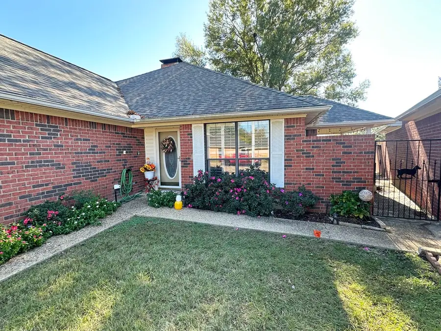 810 Torribrooke Lane, Athens, TX 75751 - Image #2
