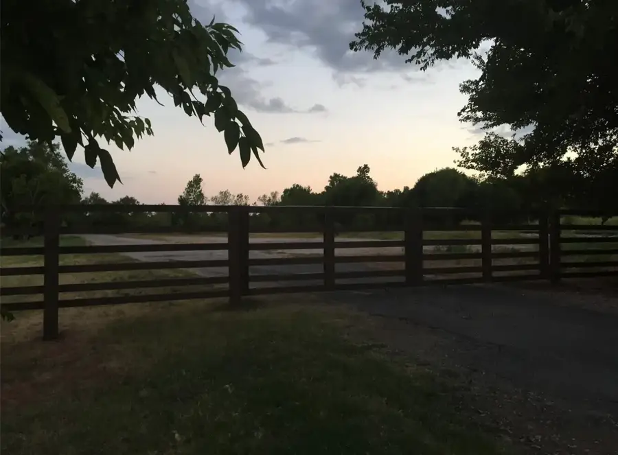 3000 Spencer Street, Greenville, TX 75401 - Image #3