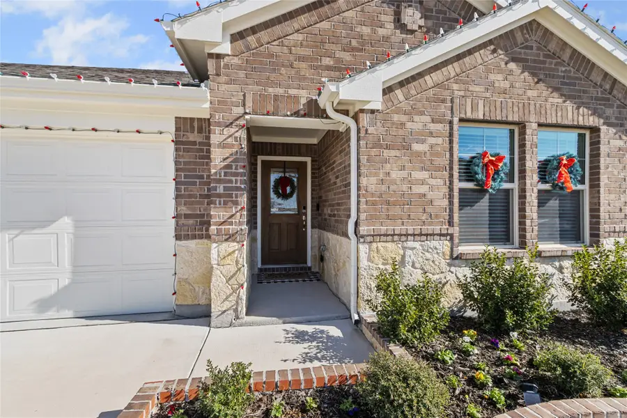 10644 Tonkala Drive, Fort Worth, TX 76179 - Image #2